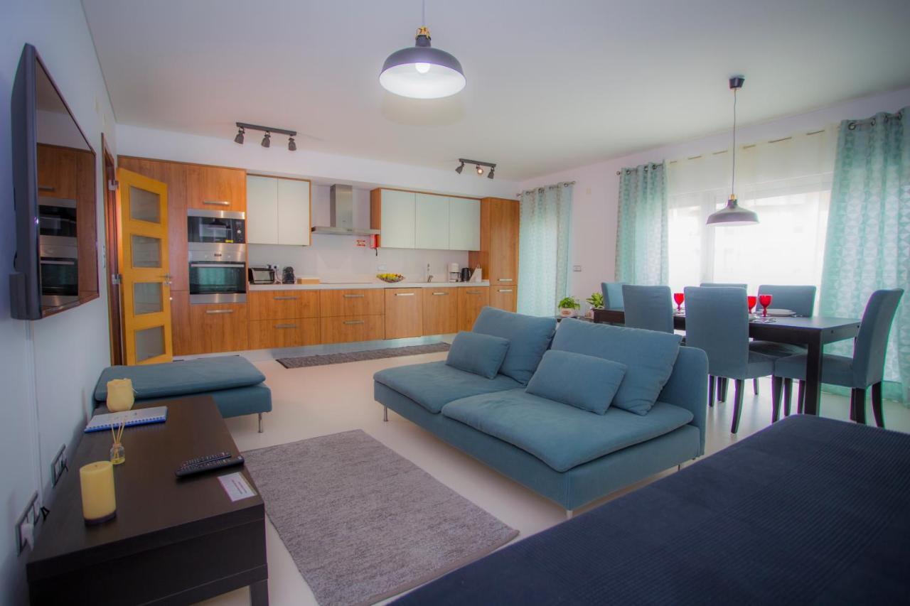 Surf And Stones Apartment Peniche Exterior photo